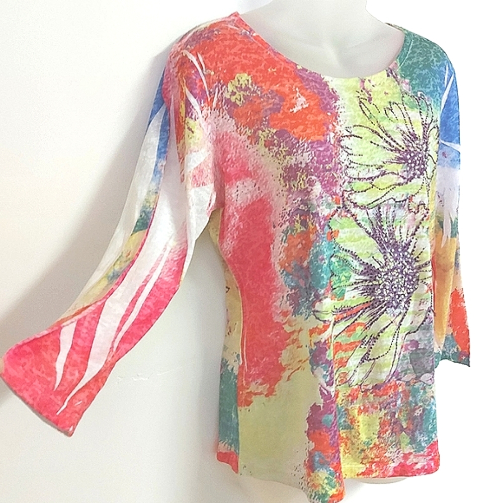 3 for $25 Bundle Sale- Cactus Long Sleeved Floral Tee with Gem Detail Size Small